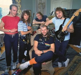      Marillion. 1988 .